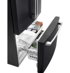 CAFE Réfrigérateur 18,6 pi3 33 po Noir Congélateur en bas, Portes françaises - CWE19SP3ND1