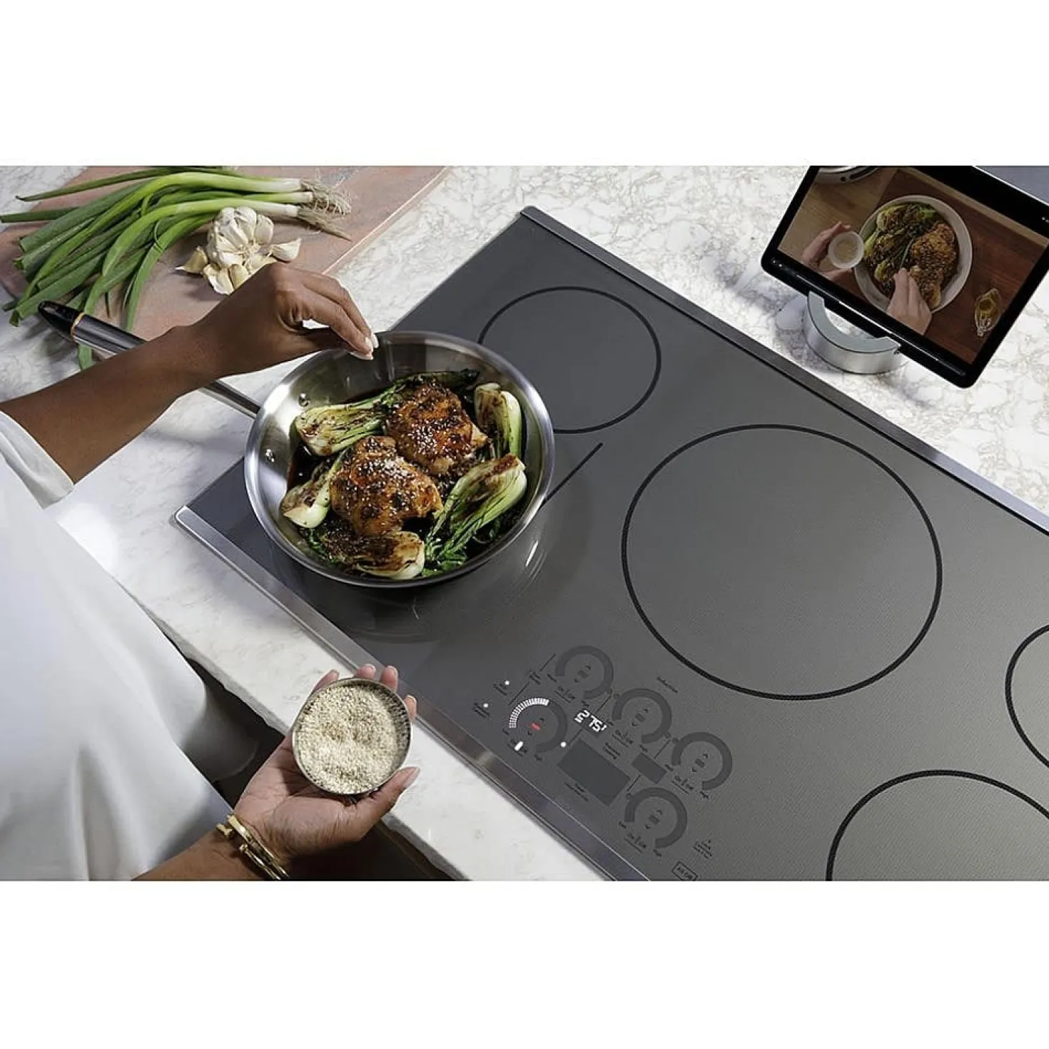 CAFE Table de cuisson Induction Noir 30" Noir - CHP90301TBB
