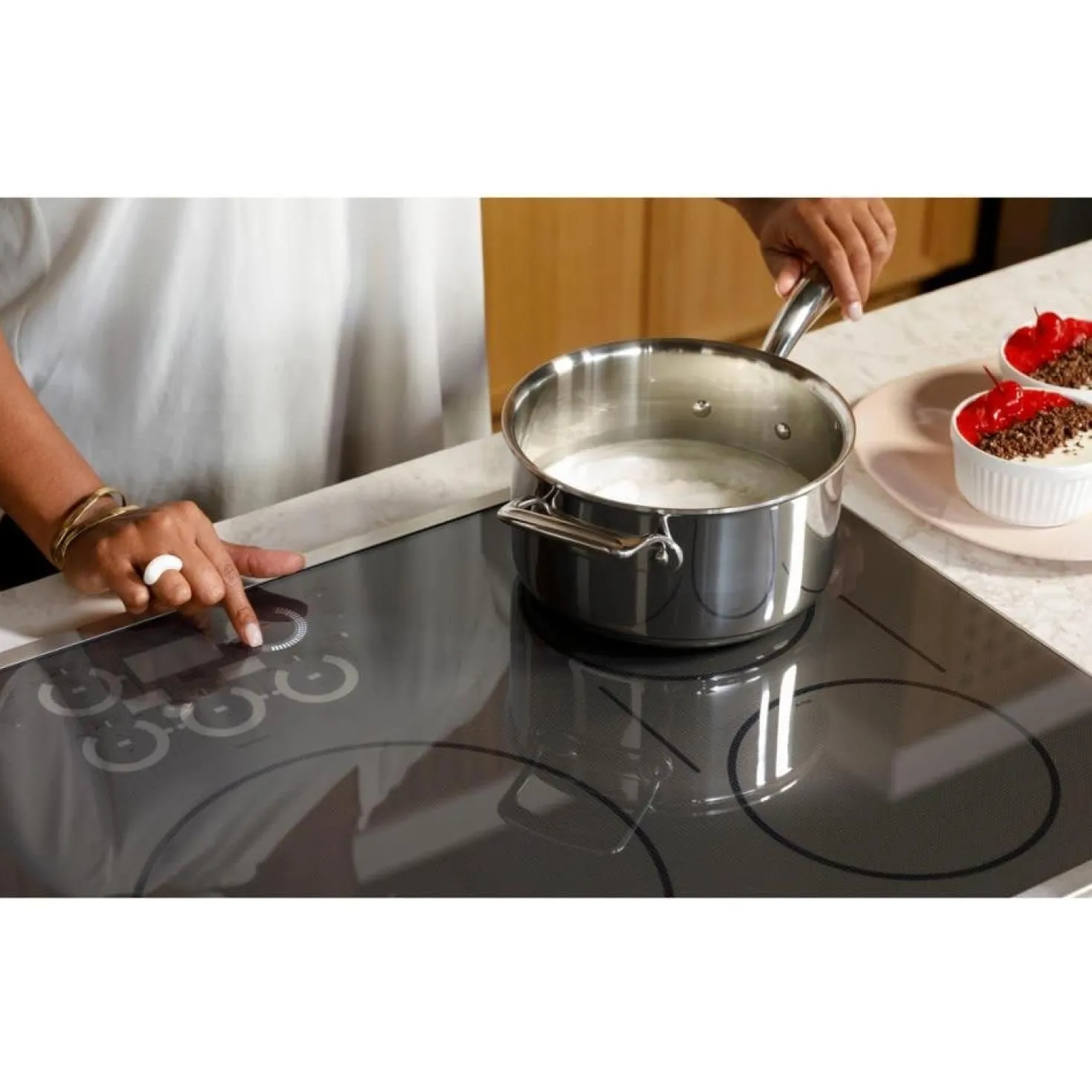 CAFE Table de cuisson Induction Noir 30" Noir - CHP90301TBB