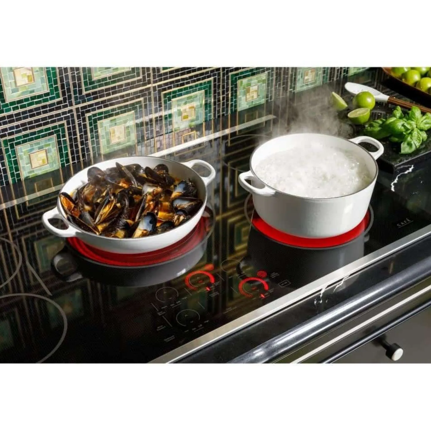CAFE Table de cuisson Vitrocéramique Noir 30" Noir - CEP90301TBB