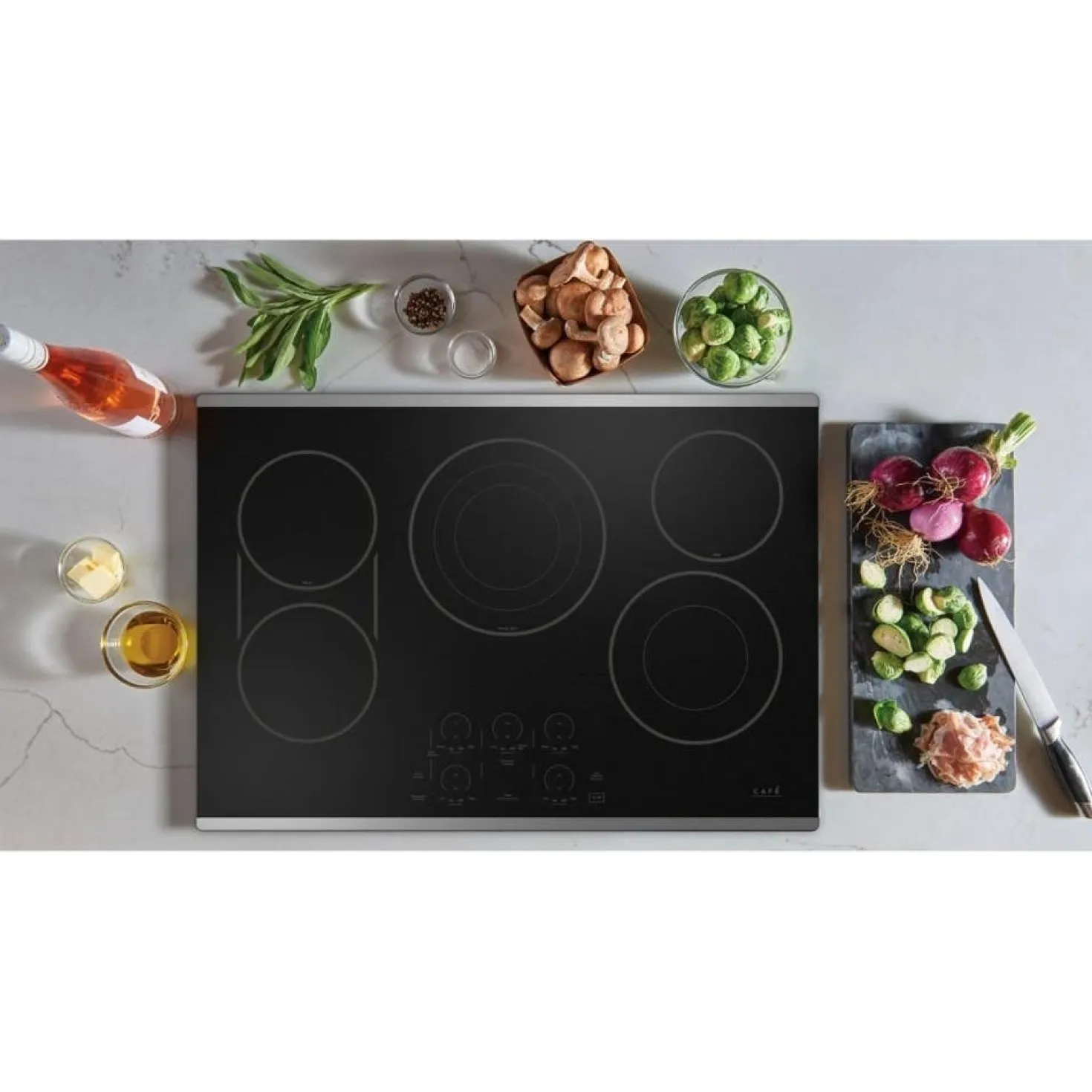 CAFE Table de cuisson Vitrocéramique Noir 30" Noir - CEP90302TSS