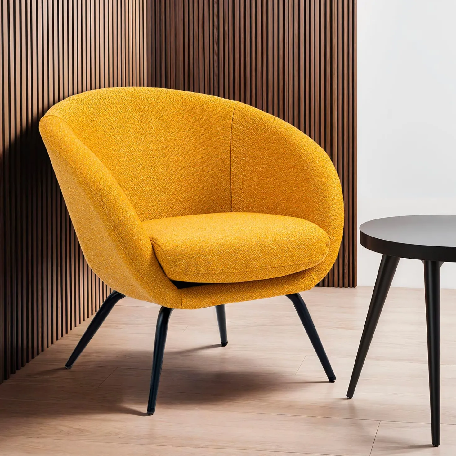 Chaise rembourrée - jaune