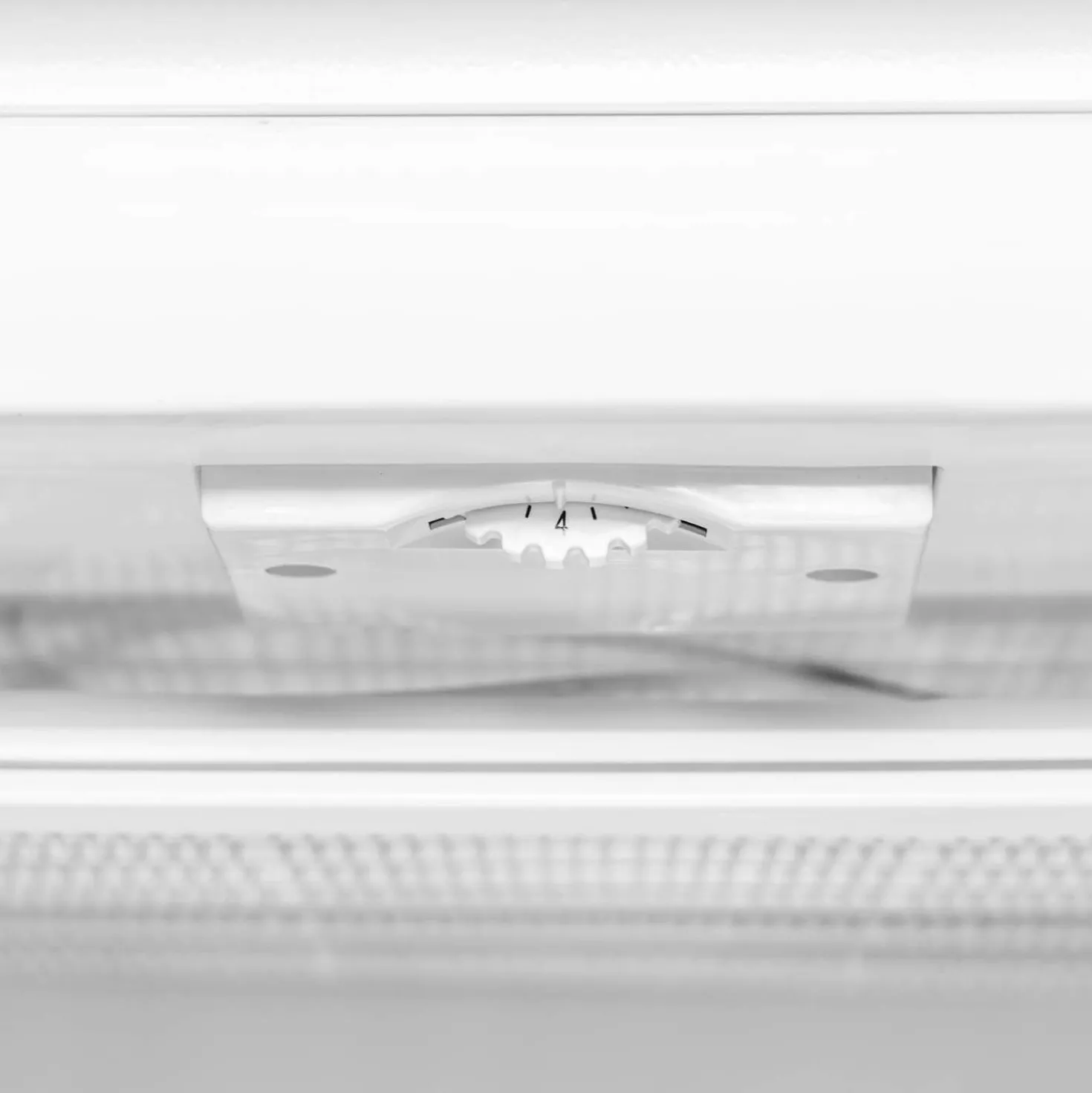 DANBY Congélateur 4,3 pi3, Blanc, Vertical, 24" - DUFM043A2WDD