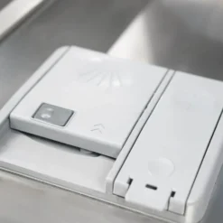 DANBY Lave-vaisselle Encastré Blanc 18