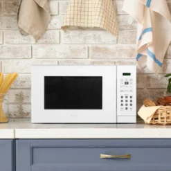 DANBY Micro-ondes Blanc 900 20