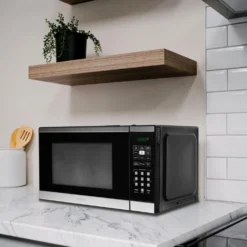 DANBY Micro-ondes Inox 900 19