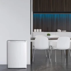 DANBY Réfrigérateur 2,6 pi3 Blanc Compact - DAR026A1WDD