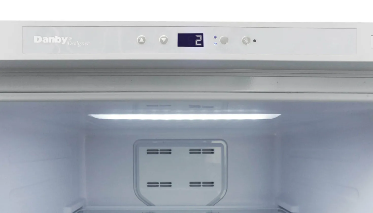 DANBY Tout réfrigérateur 17 pi3 30 po Blanc Tout réfrigérateur - DAR170A3WDD