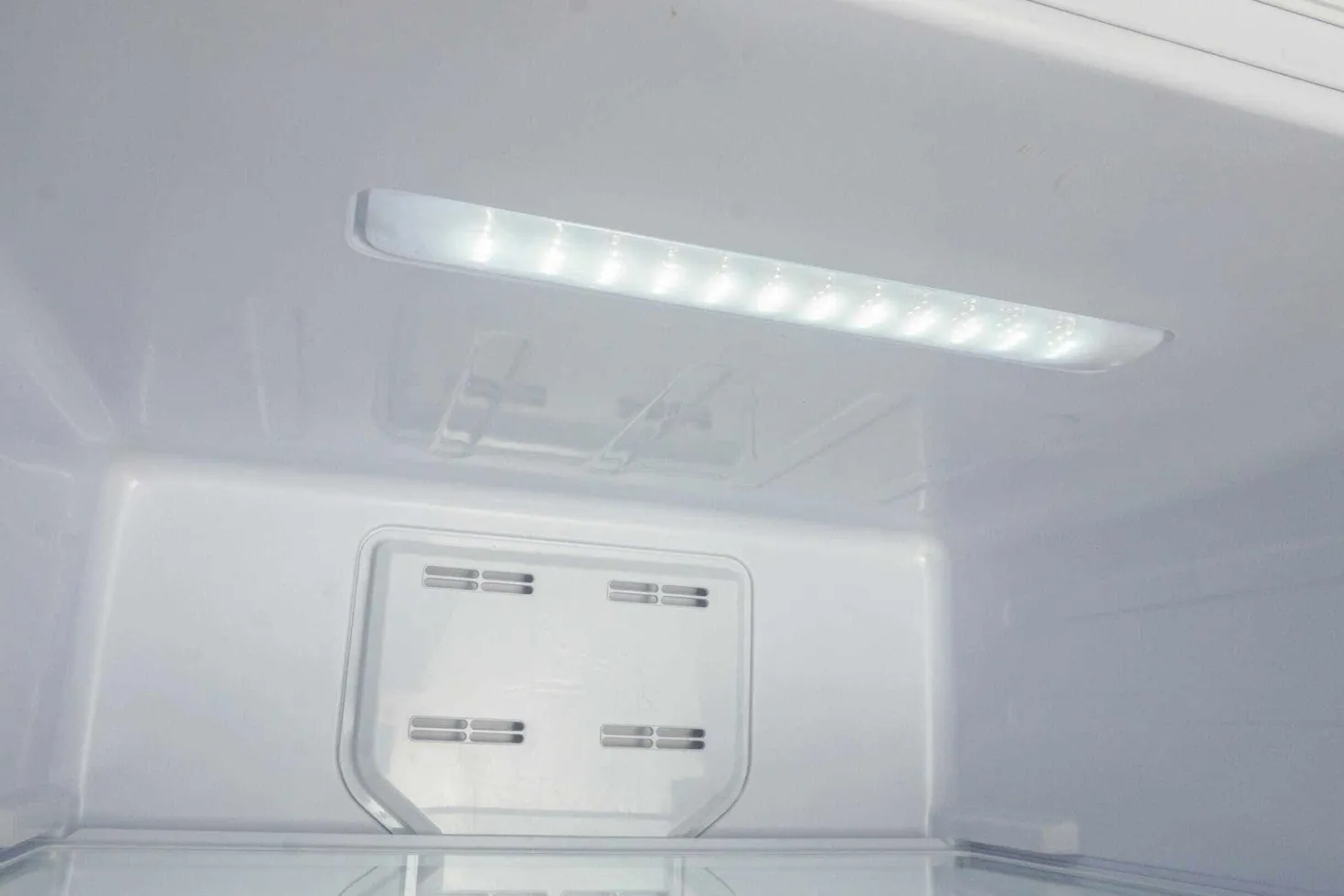 DANBY Tout réfrigérateur 17 pi3 30 po Inox Tout réfrigérateur - DAR170A3BSLD