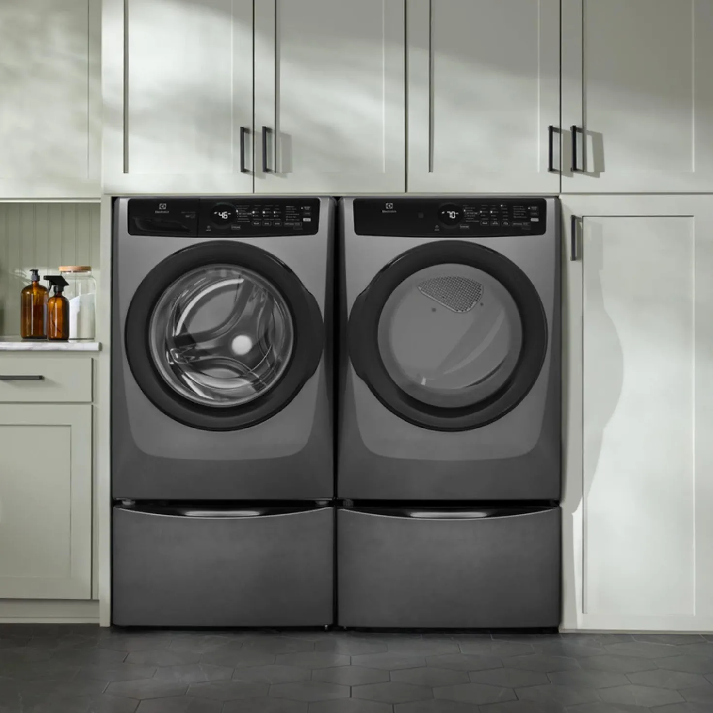 ELECTROLUX SécheuseInox noir 27" - ELFE743CAT