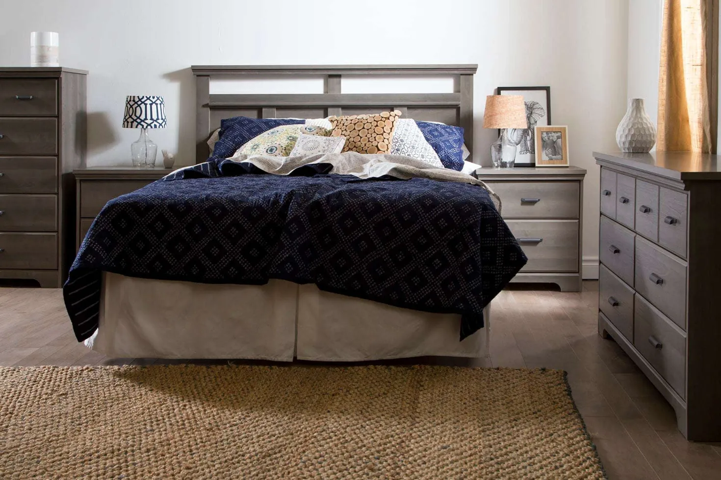 Ensemble commode et table de nuit - South Shore