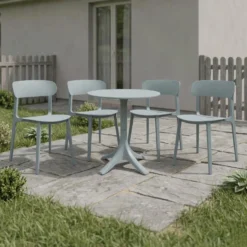 Ensemble à dîner d'extérieur en résine avec 1 table ronde et 4 chaises empilables - gris