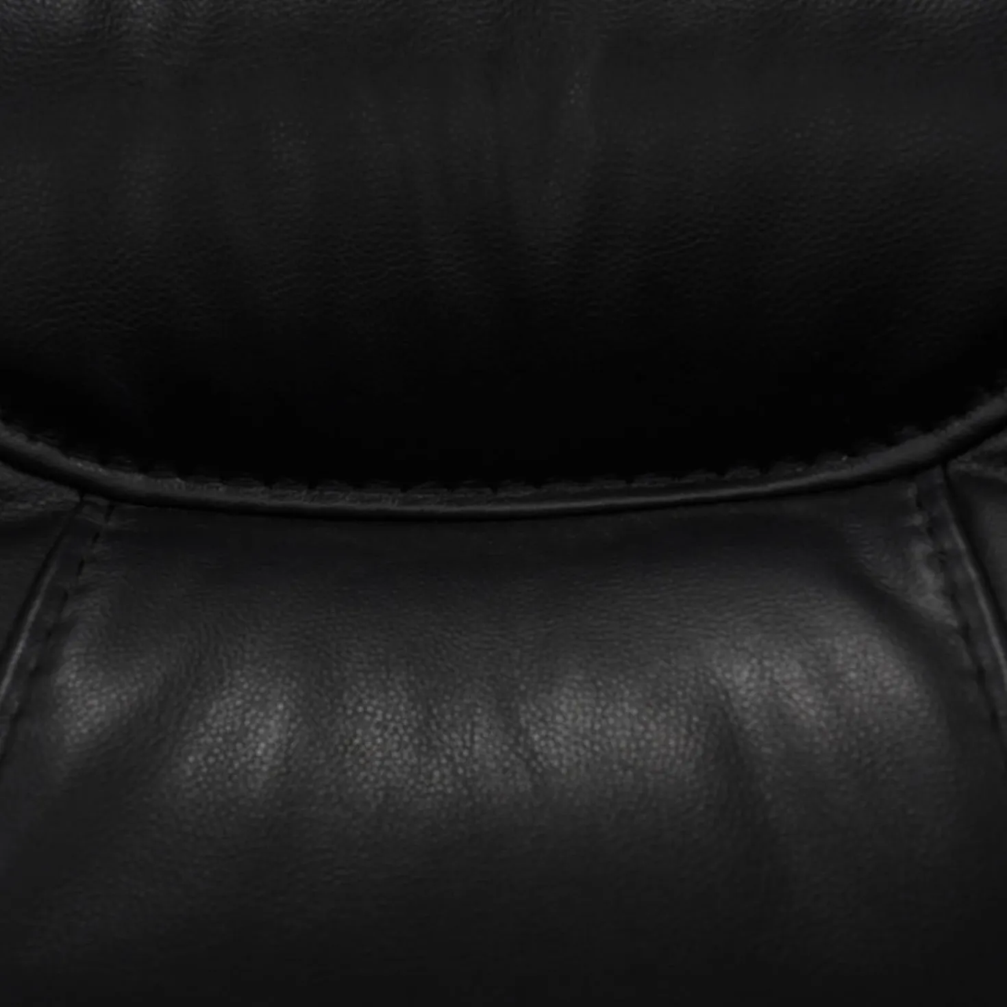 Fauteuil inclinable électrique avec rangement, porte-gobelets et éclairage DEL - noir
