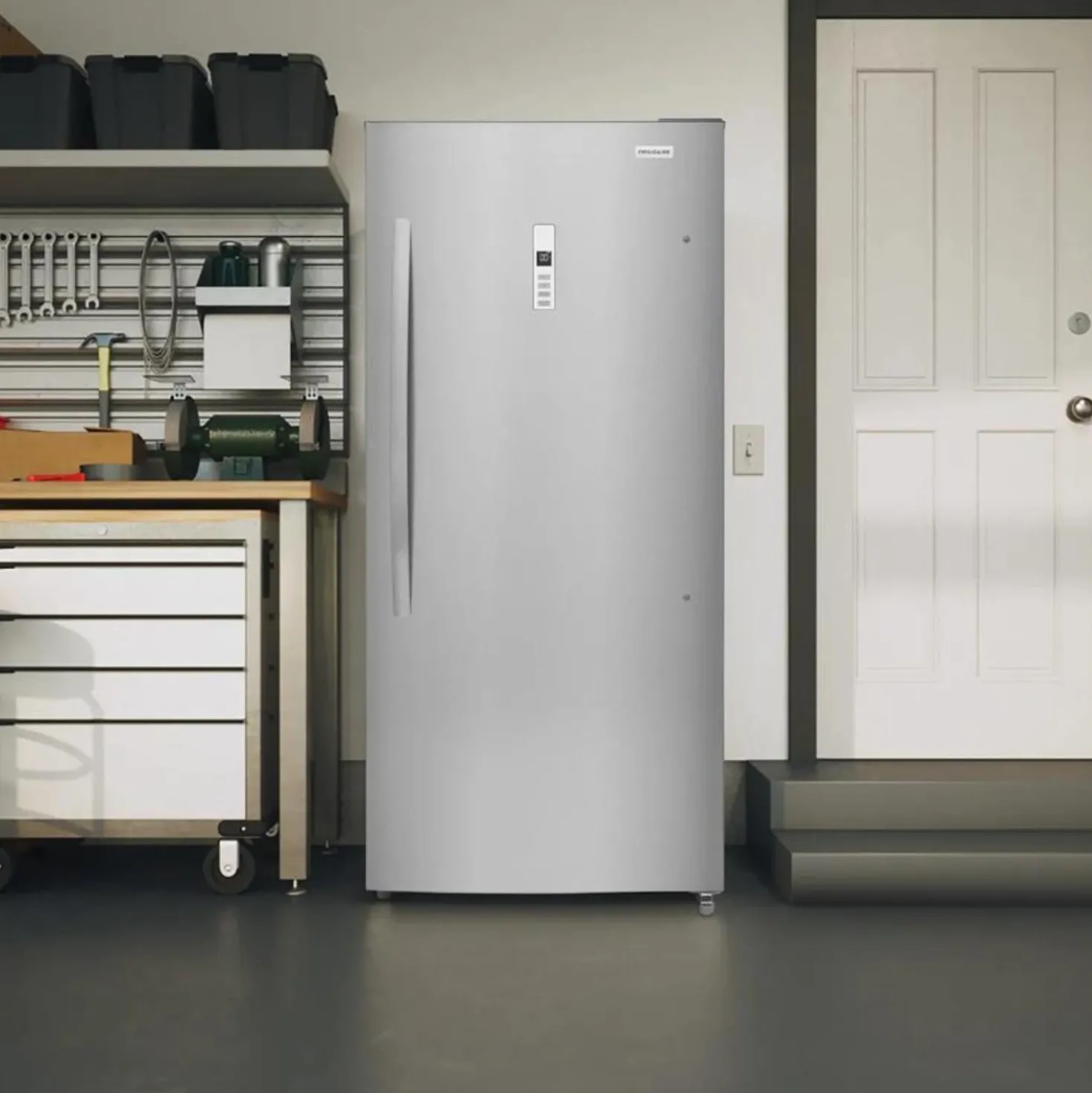 FRIGIDAIRE Congélateur convertible 21 pi3, Inox, Vertical, 30" - FFUV2136AV