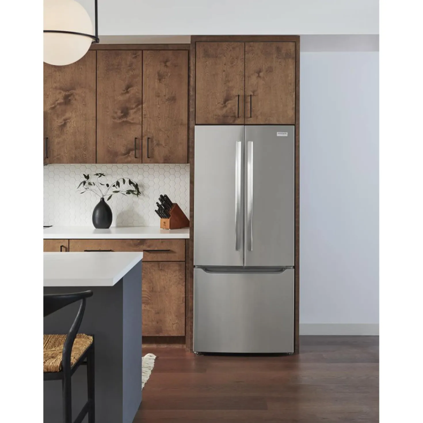 FRIGIDAIRE GALLERY Réfrigérateur 20 pi3 30 po Inox Portes françaises - GRFN2023AF