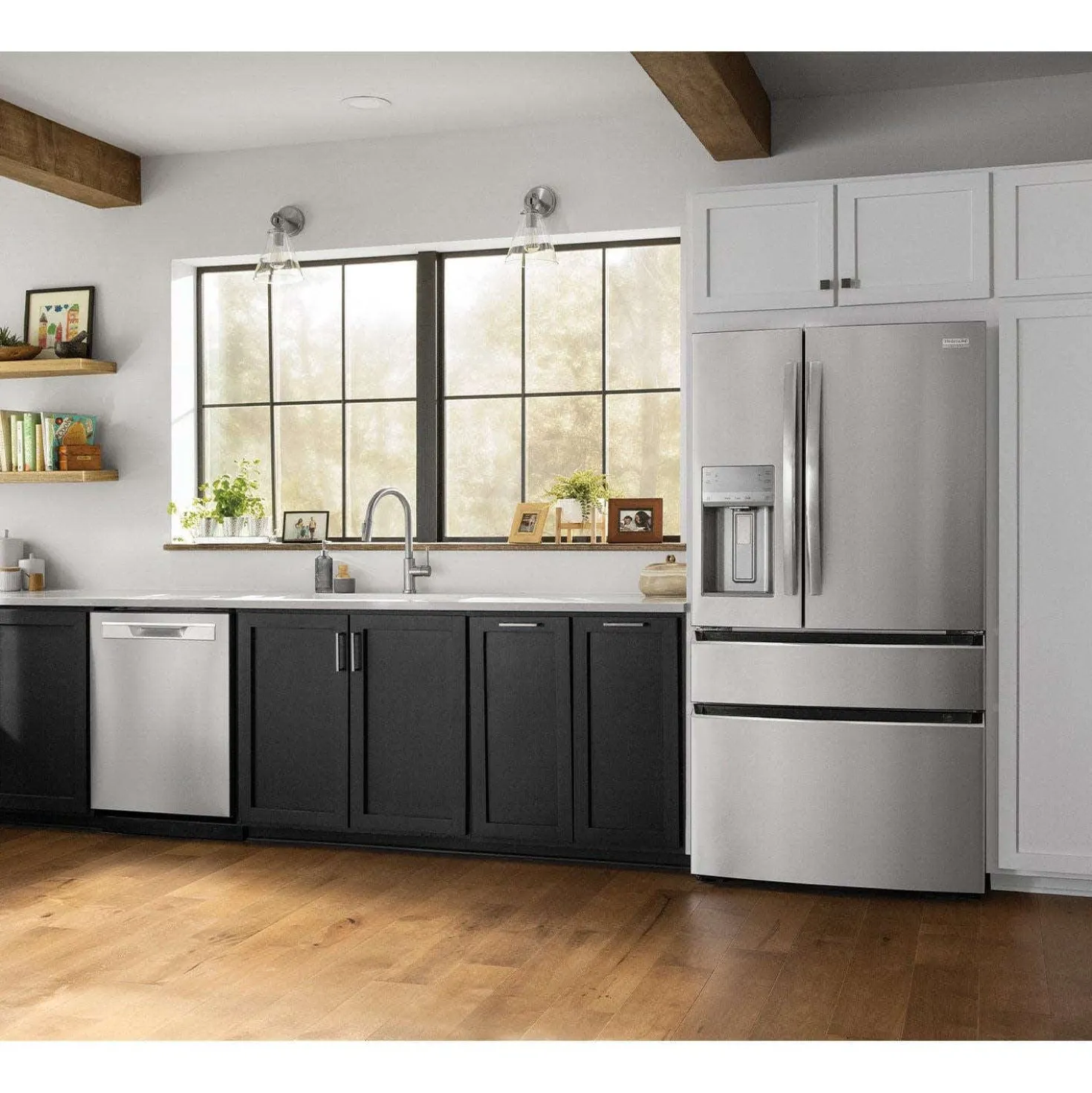 FRIGIDAIRE GALLERY Réfrigérateur 26,3 pi3 36 po Inox Congélateur en bas, Portes françaises - GRMS2773AF