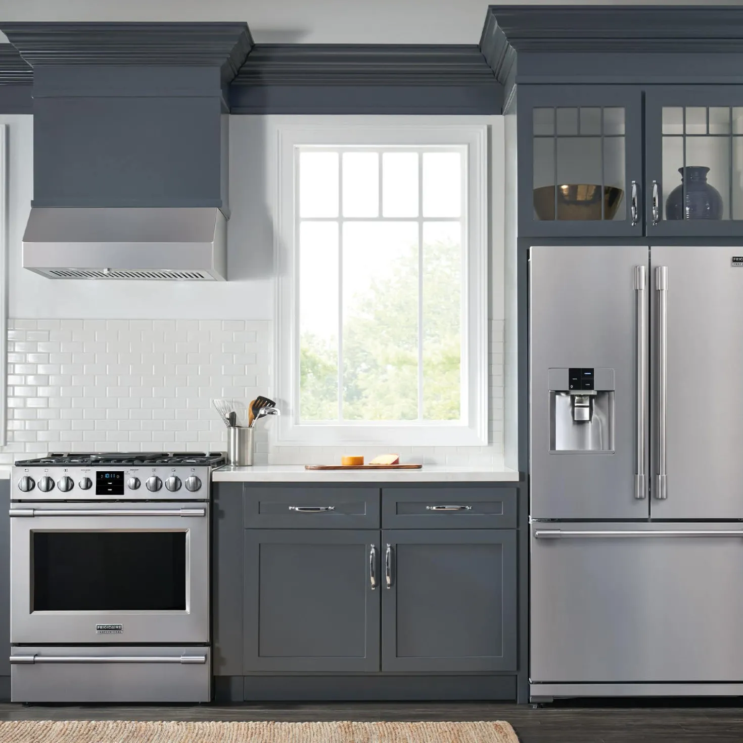 Frigidaire Professional Hotte Encastré Inox 30" , 400 PI3/MIN-FHWC3050RS