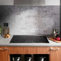 GE Profile Plaque de cuisson Vitrocéramique Noir 30