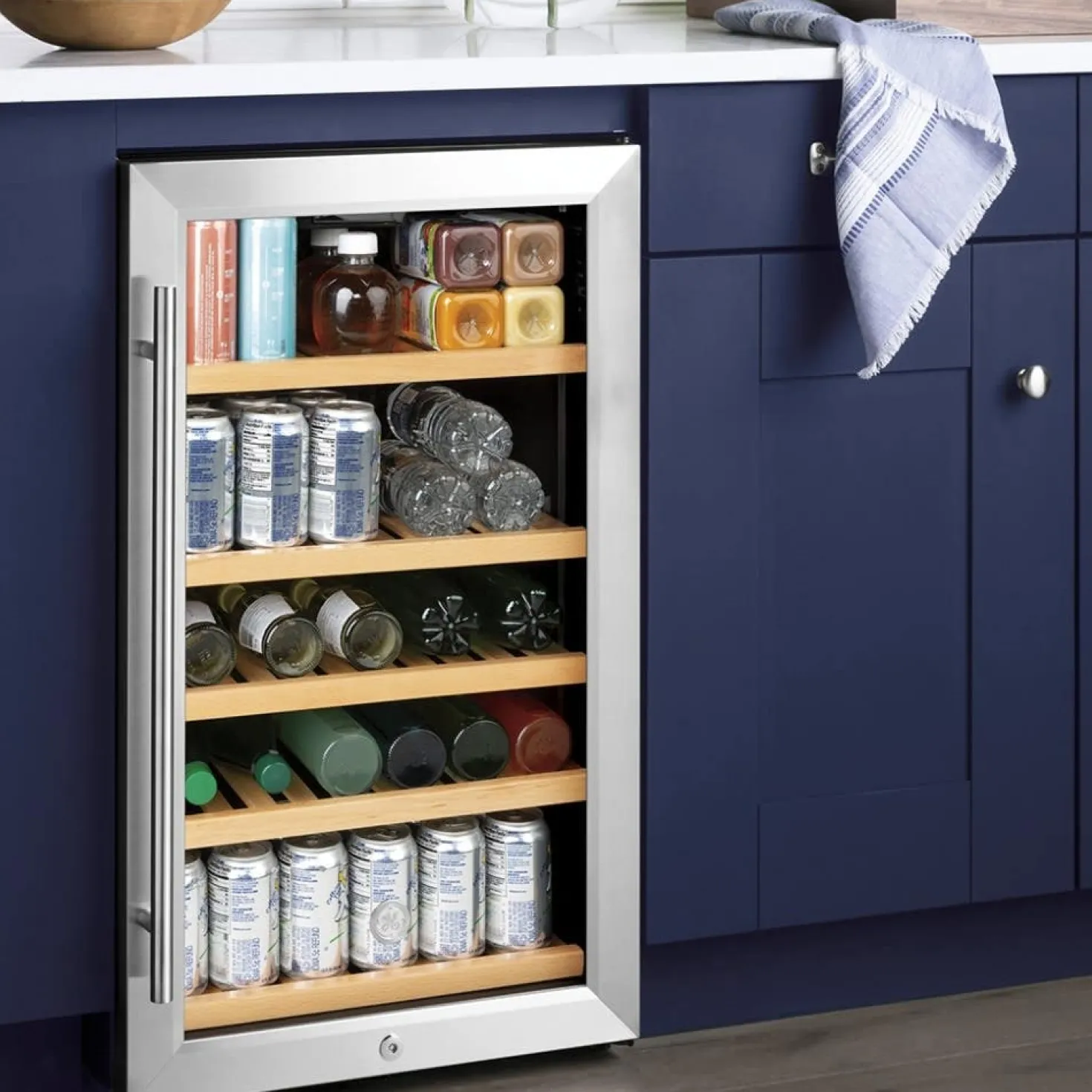 GE Refroidisseur à boisson 4,1 pi3 Acier inoxydable 19" - GVS04BQNSS
