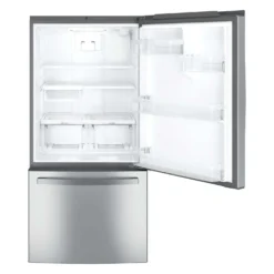 GE Réfrigérateur 24,8 pi3 33 po Acier inoxydable Congélateur en bas - GDE25EYKFS