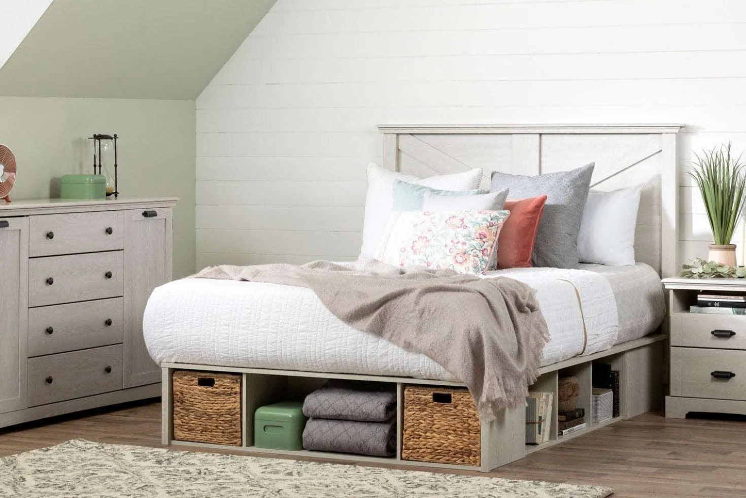 Grand lit avec paniers de rangement (60'') - South Shore