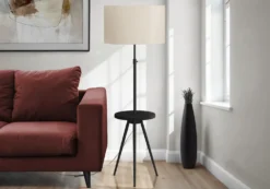 Lampe sur pied 63"H en métal avec ports usb