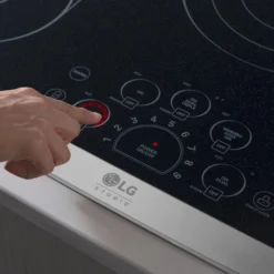 LG STUDIO Plaque de cuisson Vitrocéramique Acier inoxydable 30
