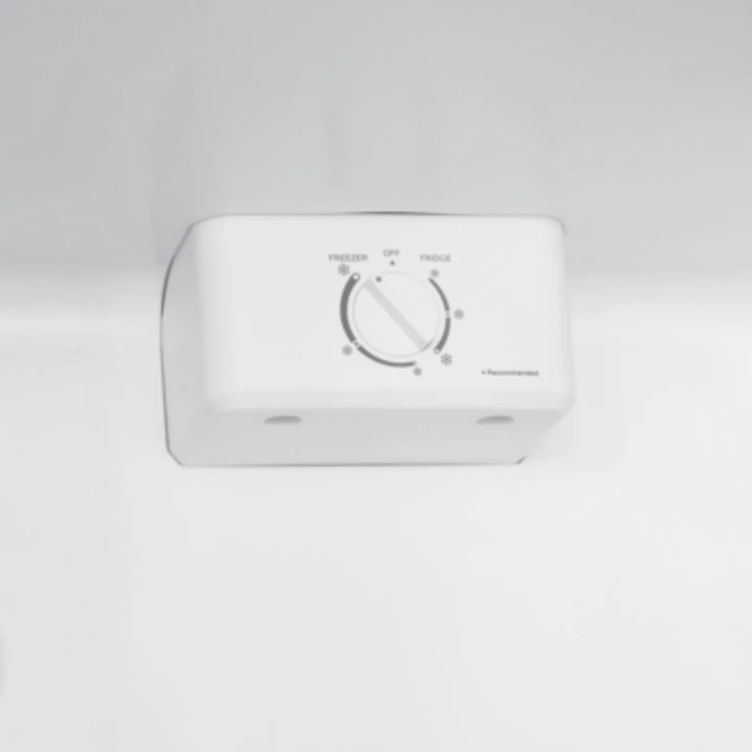 MARATHON Réfrigérateur/Congélateur convertible 7 pi3 22 po Blanc Tout réfrigérateur - ERF70W