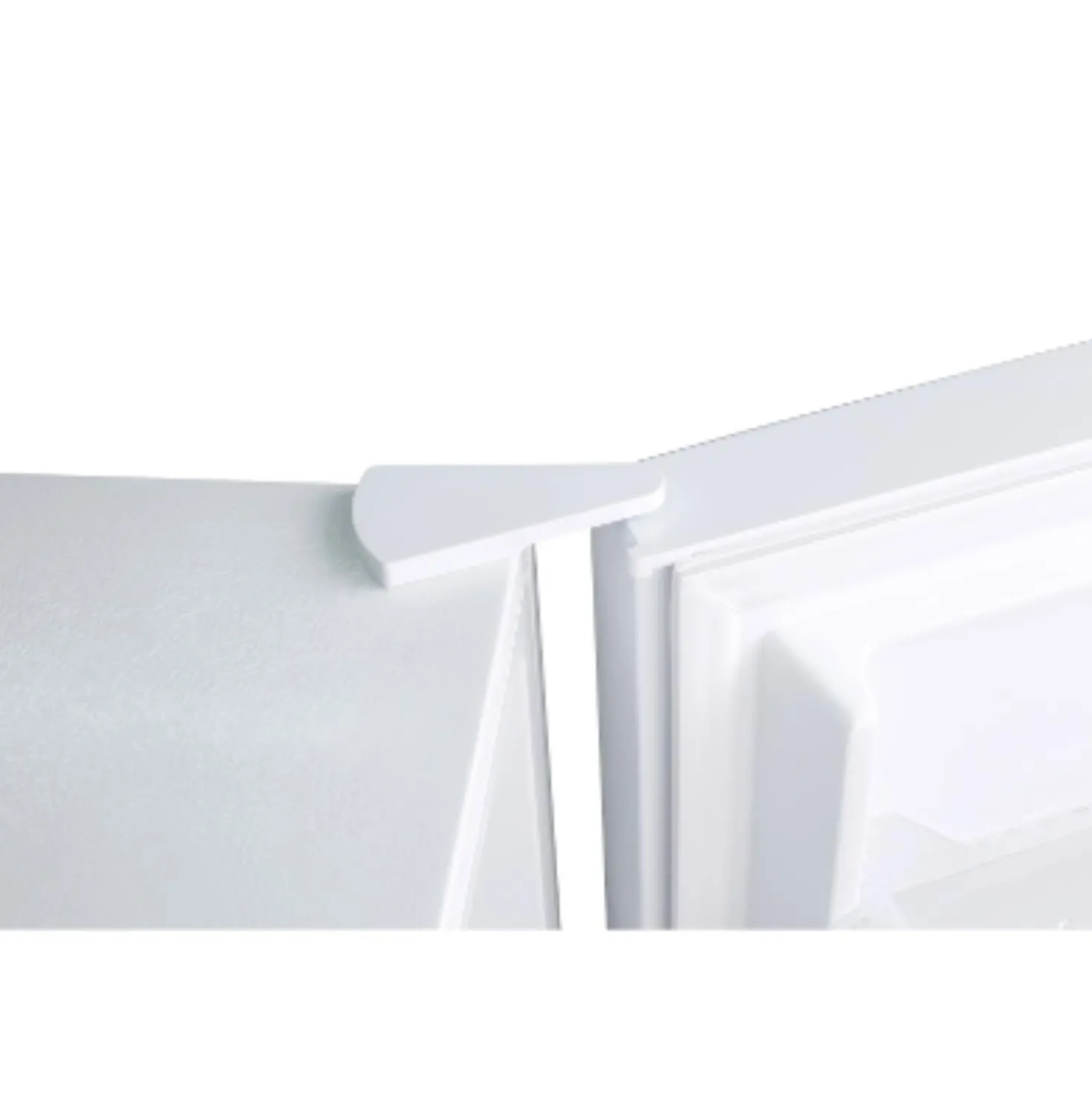 MARATHON Réfrigérateur 15 pi3 28 po Blanc Congélateur en haut - EFF148W-1