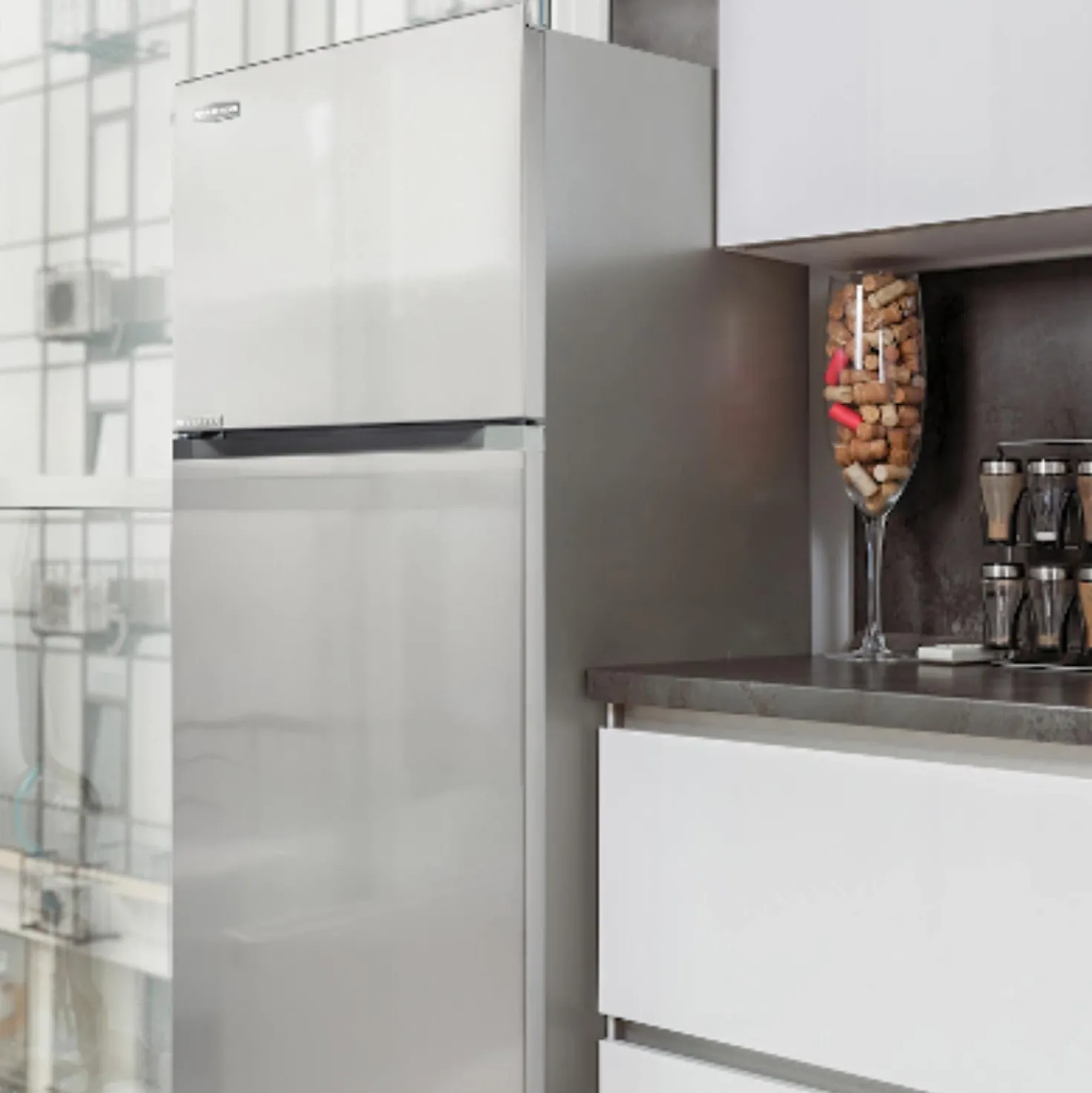 MARATHON Réfrigérateur 18 pi3 30 po Inox Congélateur en haut - MFF184SS