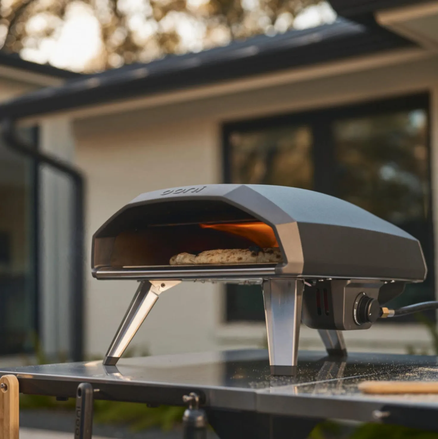 Ooni Four à pizza extérieur à gaz 14"