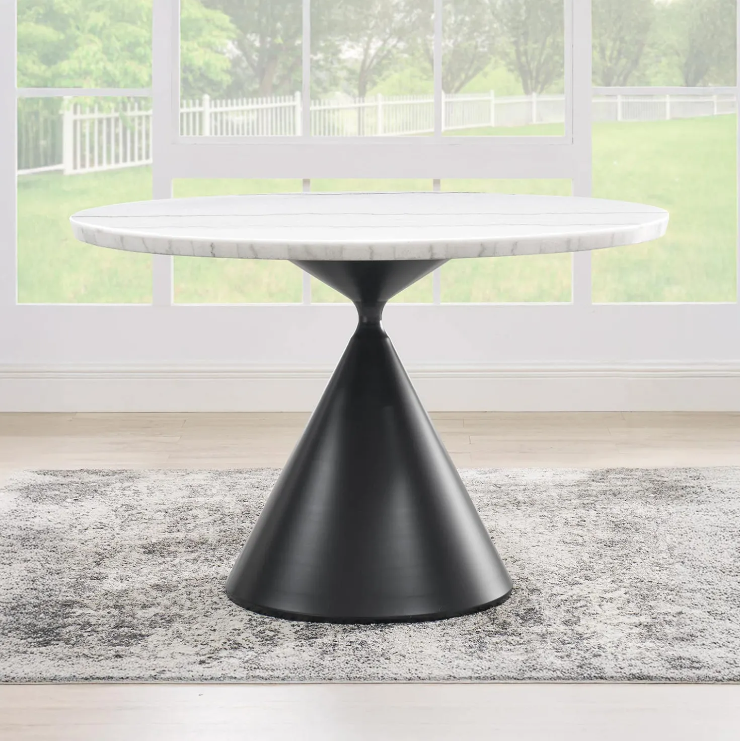 Table à manger ronde en marbre et 4 chaises rembourrées - 48"